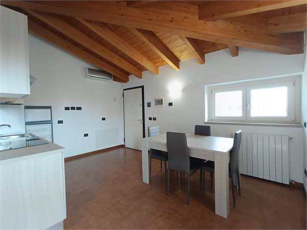 AFFITTO LOFT 2 LOCALI
